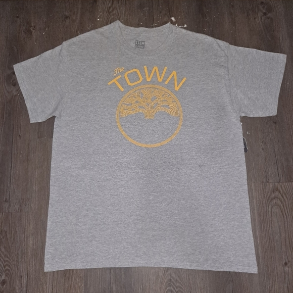 Golden State The Town T-shirt Sz.L - Picture 6 of 9